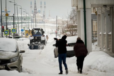 Власти Казани: «Продолжаем откапывать город из снежного плена»