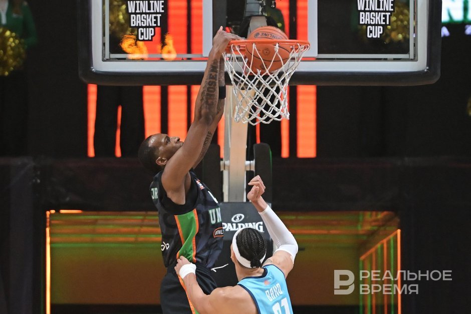 Возвращение Рейнольдса и дуэль Бингэма с Бако: УНИКС снова не смог одолеть «Зенит»