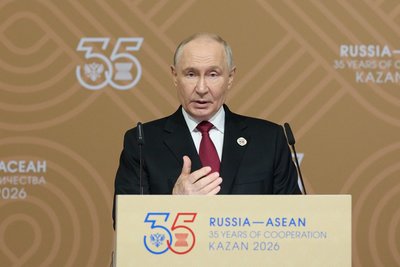 Путин: российская экономика чувствует себя уверенно