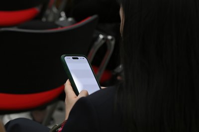 Почти половина россиян готова обойтись без смартфона лишь несколько дней