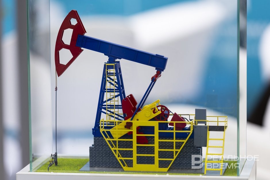 Вашингтон продлил разрешение на операции по продаже российской нефти