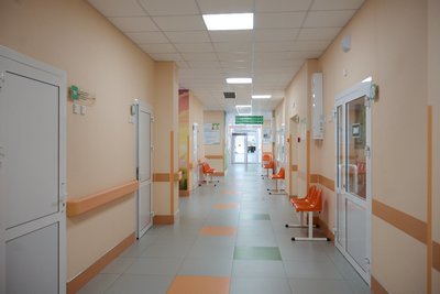 В Госдуме предложили отпуск без зарплаты для ухода за больными близкими