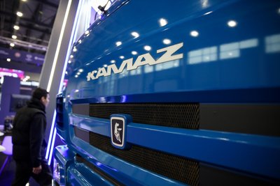 КАМАЗ получил 43 млрд рублей чистого убытка в 2025 году