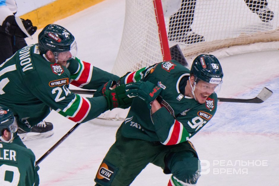 Двух защитников казанского «Ак Барса» признали лучшими во втором раунде Кубка Гагарина