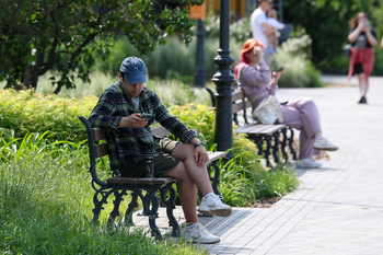 Совфед одобрил закон об обязательной установке RuStore на гаджеты