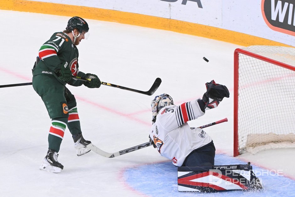 Заблокированный «Металлург»: «Ак Барс» задавил уральцев секретным оружием Гатиятулина