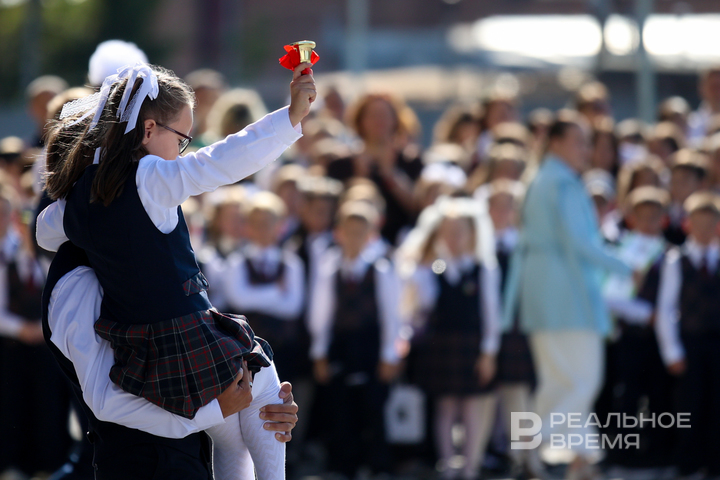 В школах Казани прозвенел первый звонок.
