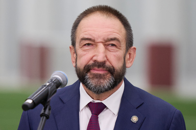 Премьер-министр Алексей Песошин вылетел в Нижнекамск