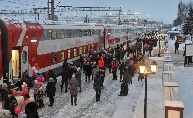 Скорый двухэтажный поезд Ижевск — Москва отправился в первый рейс