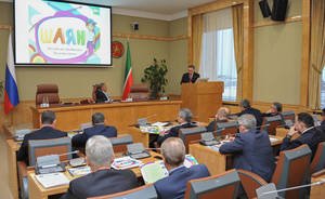 ТНВ представил Минниханову проект детского образовательного канала на татарском языке