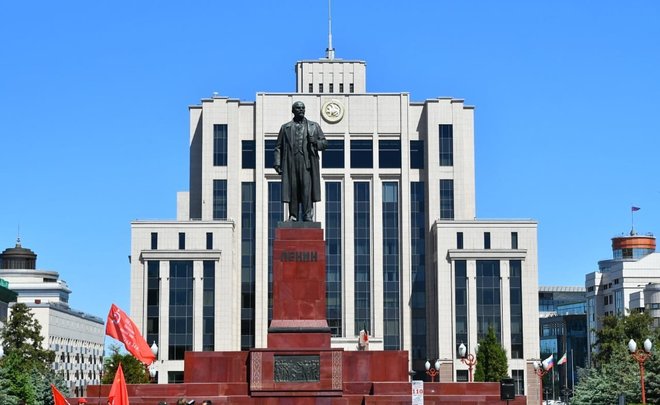 В Казани открыли памятник Ленину после реставрации — фото