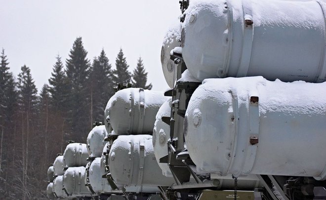 Итоги дня: Россия допустила отказ от моратория на размещение ракет средней дальности, Байден хочет новый срок