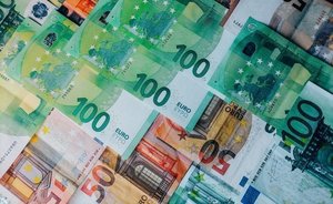 ЦБ: заблокированные активы российских инвесторов за границей оцениваются в 5,7 трлн рублей