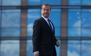 Медведев рассказал о новых сроках разовой пенсионной выплаты