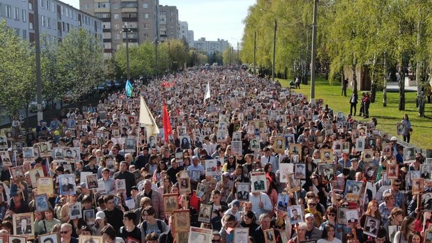 Митинг с бессмертным полком