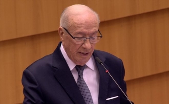 СМИ: 92-летний президент Туниса умер после госпитализации