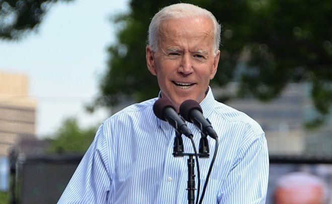 Байден набрал больше 200 голосов выборщиков