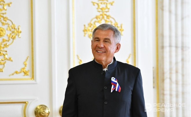 Рустам Минниханов поздравил татарстанцев с Днем знаний