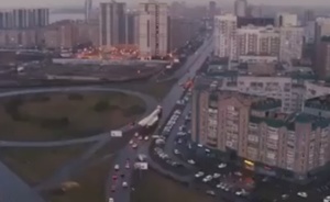 В Сети набирает популярность видео момента перевоза по Казани Ту-144 к зданию КАИ на Четаева
