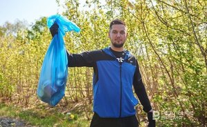 На казанском озере Изумрудном татарстанцы смогли собрать 2,8 тысячи килограмм мусора