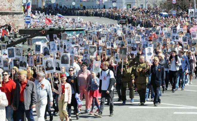 Волонтеры для бессмертного полка