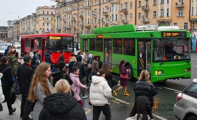 Исследование: чем больше жители Казани зарабатывают, тем реже они опаздывают на работу