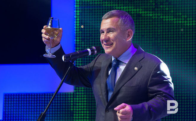 Минниханов утвердил сокращение праздничных дней в Татарстане