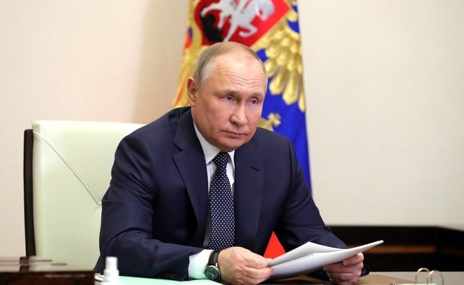 Путин заявил, что Россия не будет заниматься исключительно импортозамещением