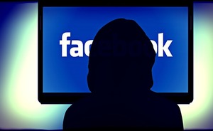 Ученые доказали вред лайков в Facebook для психического и физического состояния человека