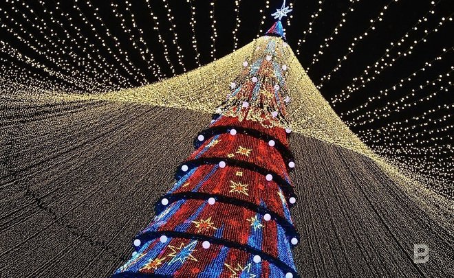 Власти Казани сочли некорректным назвать стоимость новогодней иллюминации в городе