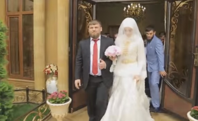 За кого вышла замуж дочь кадырова рамзана фото свадебные