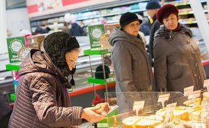 Абрамченко заявила, что Россия обеспечивает себя основными продуктами и продолжает расширять импорт