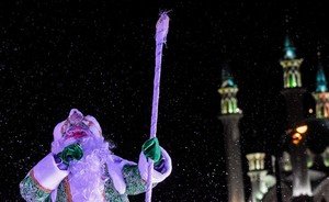 Казань стала лидером по темпам роста цен на вызов Деда Мороза