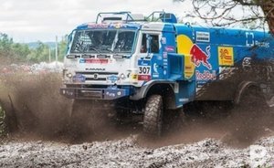 Экипаж Шибалова команды «КАМАЗ-мастер» сняли с «Дакара-2018»