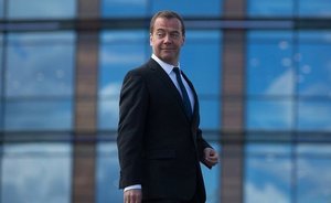 Премьер-министр РФ Дмитрий Медведев прибыл в Казань