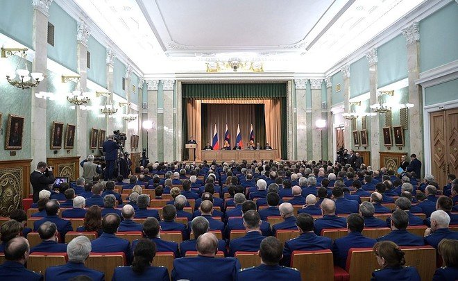 Замгенпрокурора России Александр Гуцан подал в отставку