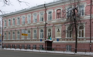СМИ: В Казани двух учителей гимназии №3 попросили уволиться после несуществующего опоздания на госэкзамен