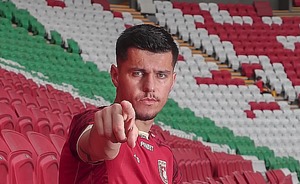 Казанский «Рубин» объявил о переходе в клуб нападающего Мирлинда Даку