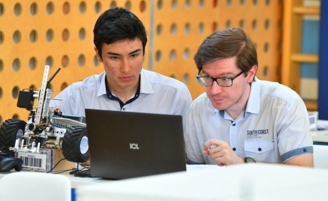 Эксперты назвали вакансии из сфер с самым высоким спросом на специалистов в Татарстане