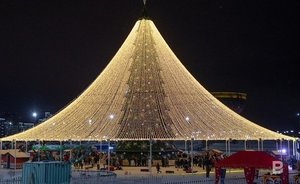 63% казанцев остались довольны главной елкой города