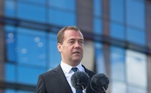 Медведев вывел из санкционного списка четырех украинцев
