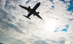 Пассажирский Boeing вынужденно сядет в Красноярске из-за трещины в кабине пилотов