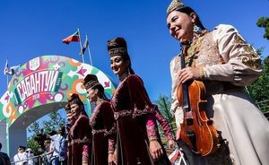 На Сабантуе в Бугульме лошадь разнесла повозку и сбежала от наездника