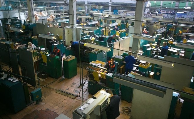 В России могут обязать работодателей отдавать предпочтение гражданам РФ