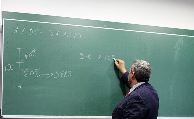Минобрнауки РФ предложило в полтора раза повысить зарплаты учителям