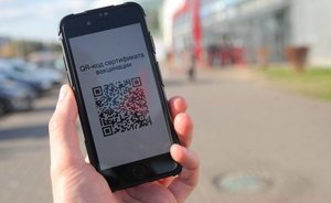 В правительстве обещали продумать идею QR-кодов для переболевших COVID-19 в легкой форме
