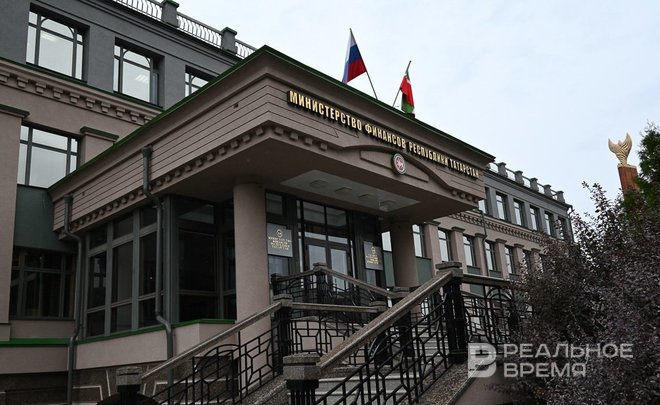 Татарстан лидирует в ПФО по объему налоговых и неналоговых доходов консолидированного бюджета