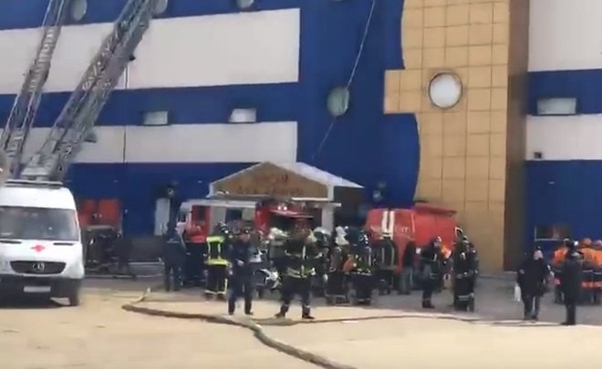 Пожару в столичном ТЦ «Персей для детей» присвоили повышенный ранг сложности