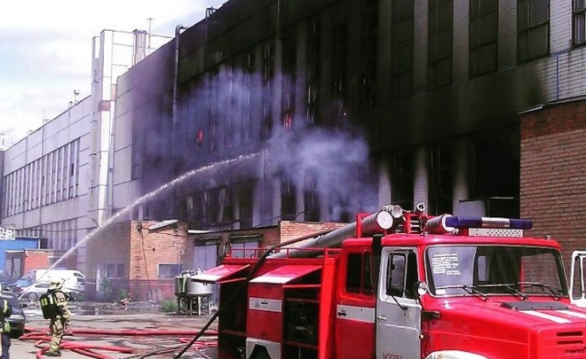 Пожар на заводе ЗИЛ в Москве потушен