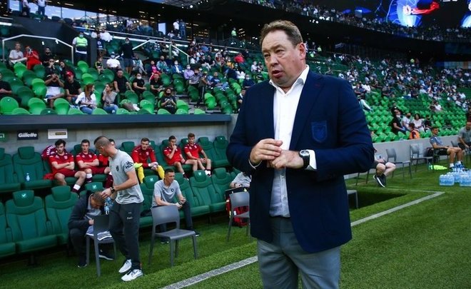 Слуцкий номинирован на звание лучшего тренера марта в РПЛ